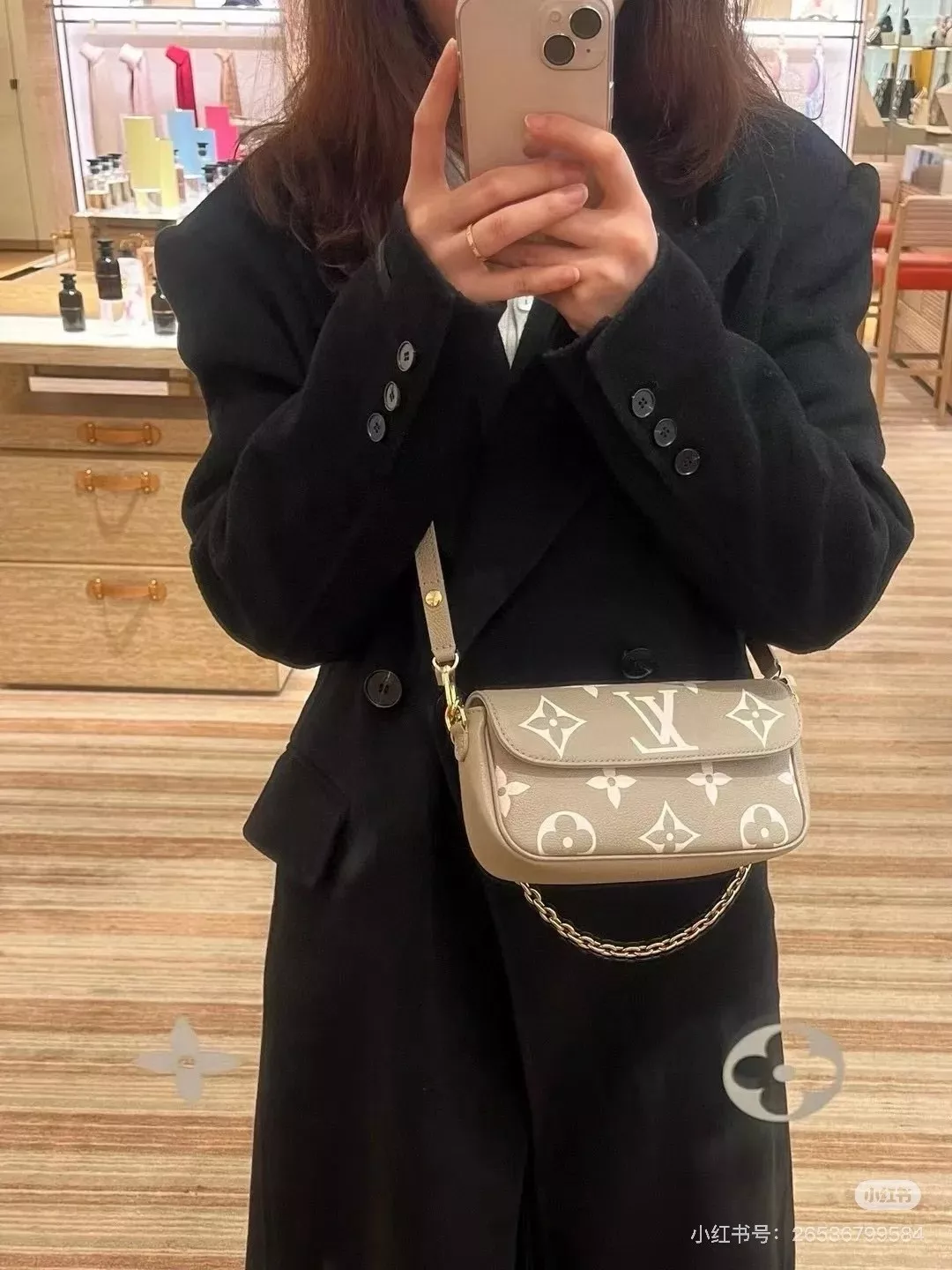 루이비통 아이비 엠보싱 마작백 상세 이미지 12
