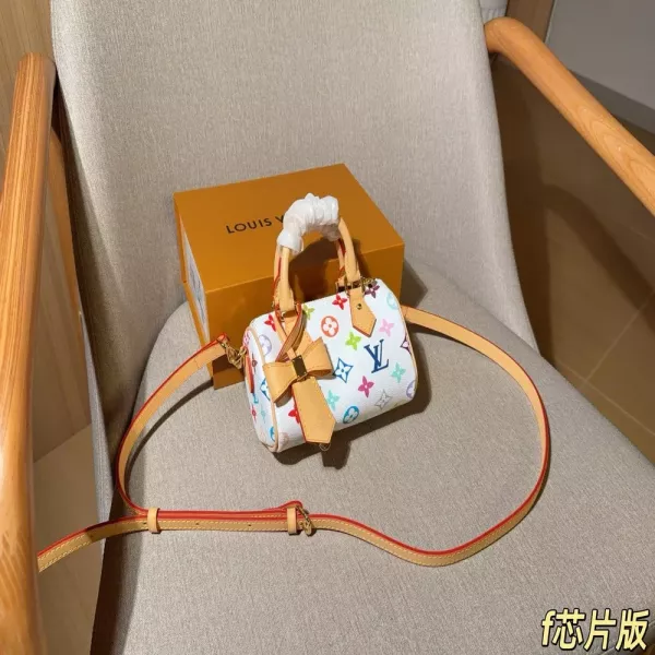 루이비통 무라카미 화이트 멀티컬러 미니 베개백