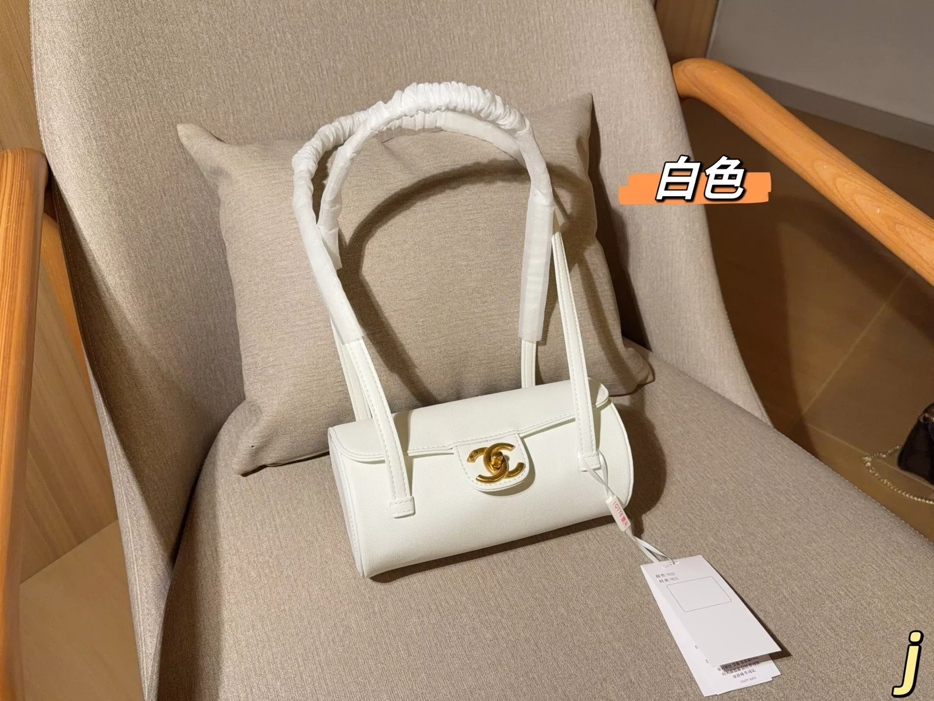 샤넬 프레피코코 원통 언더암백 상세 이미지 10