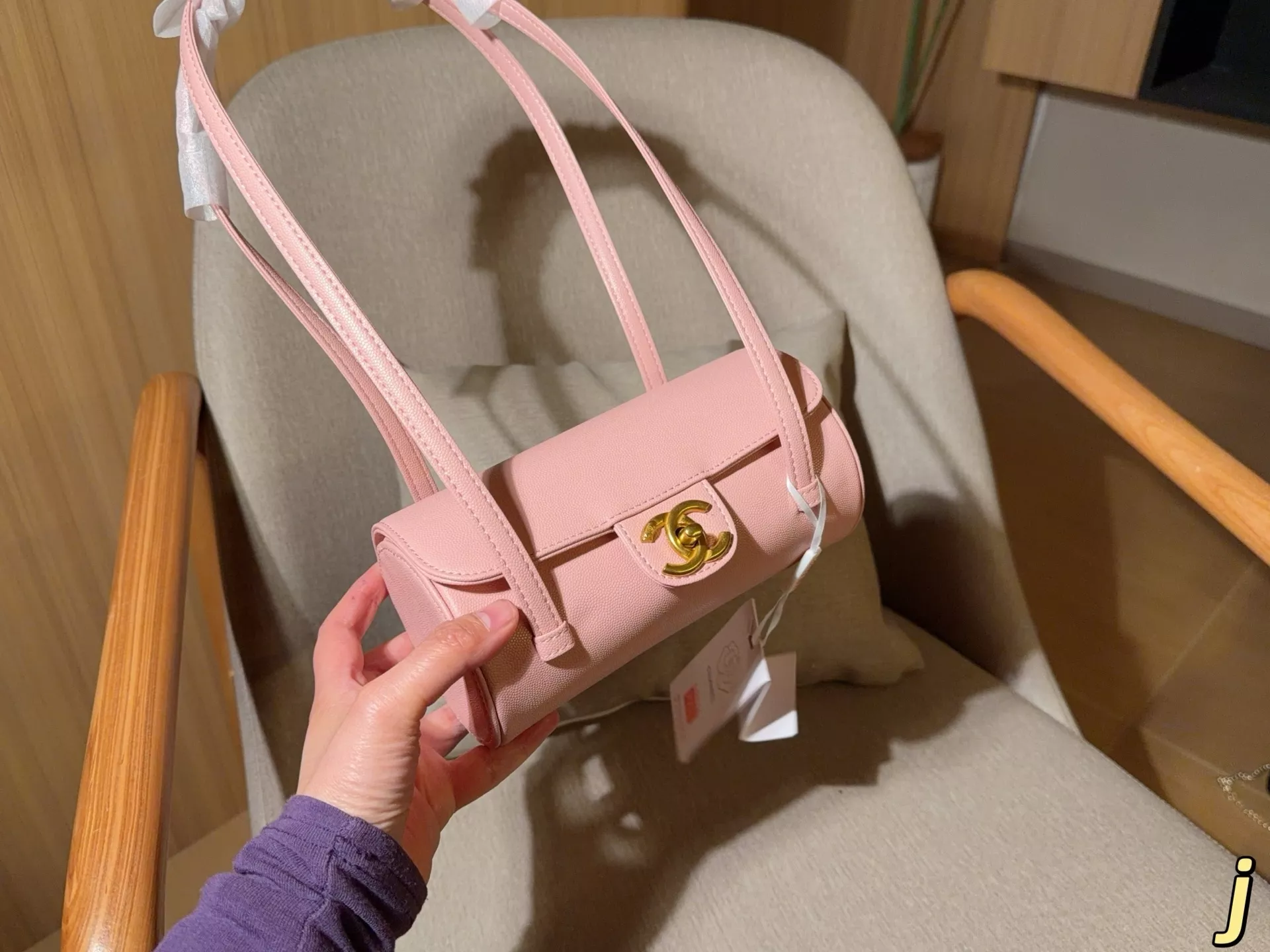샤넬 프레피코코 원통 언더암백 상세 이미지 18