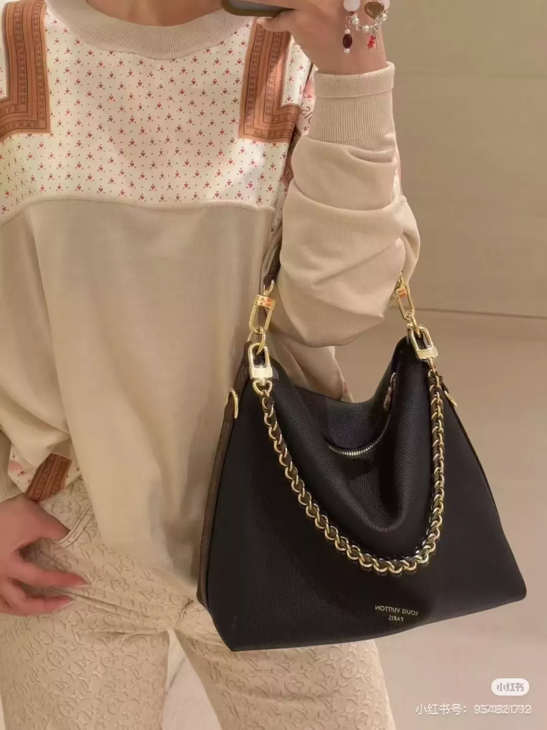 루이비통 멀티패스 체인 숄더백 상세 이미지 20