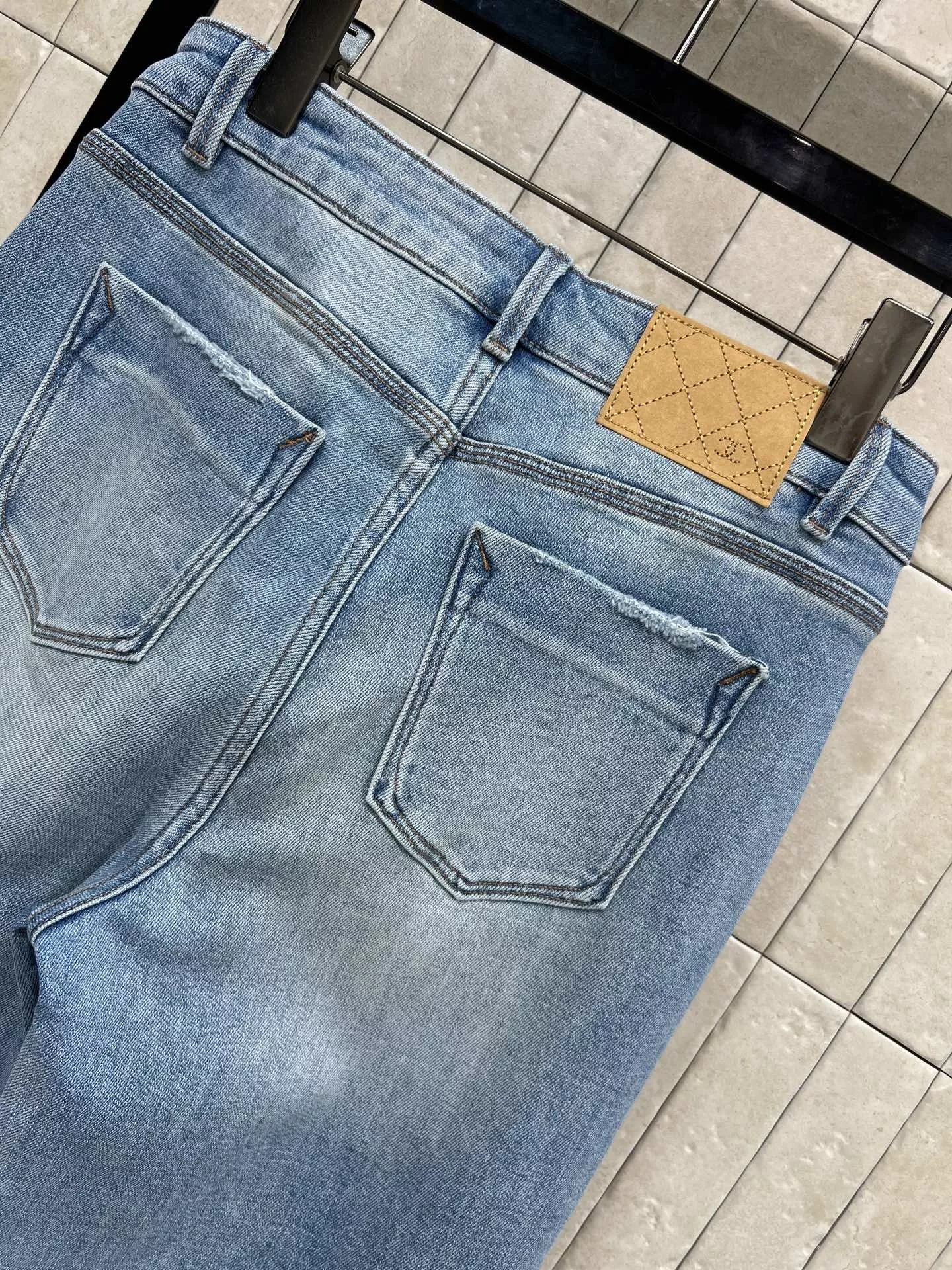 샤넬 자수 로고 와이드 데님 팬츠 상세 이미지 8