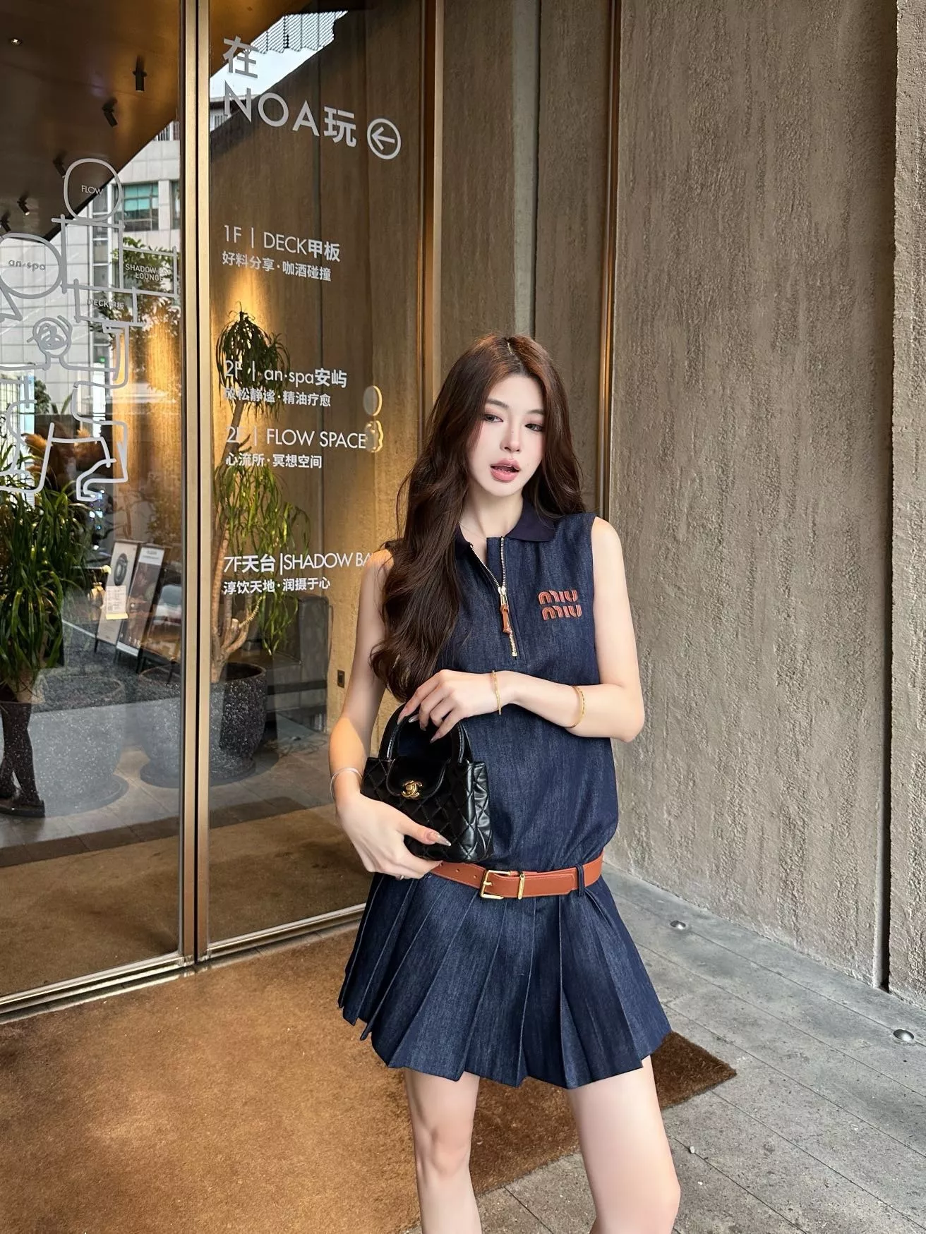 미우미우 데님 민소매 플리츠 원피스 상세 이미지 17