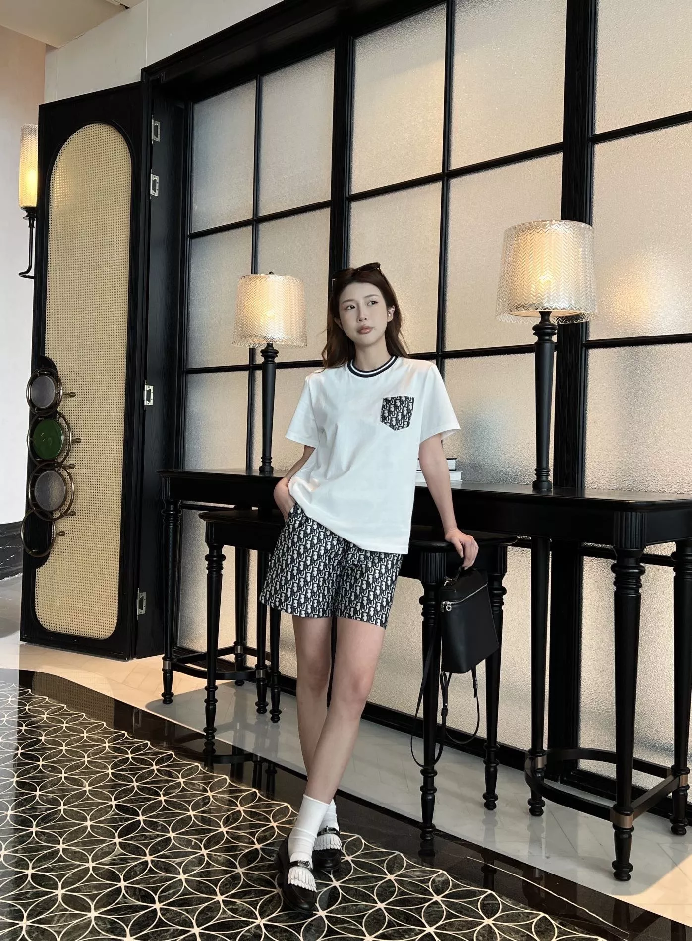 디올 포켓 장식 반소매 세트 상세 이미지 18