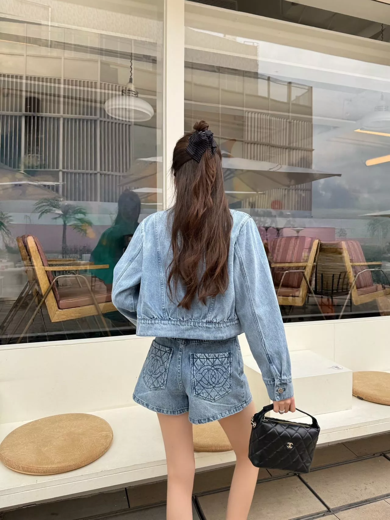 샤넬 퀼팅 포켓 워싱 데님 쇼츠 상세 이미지 18