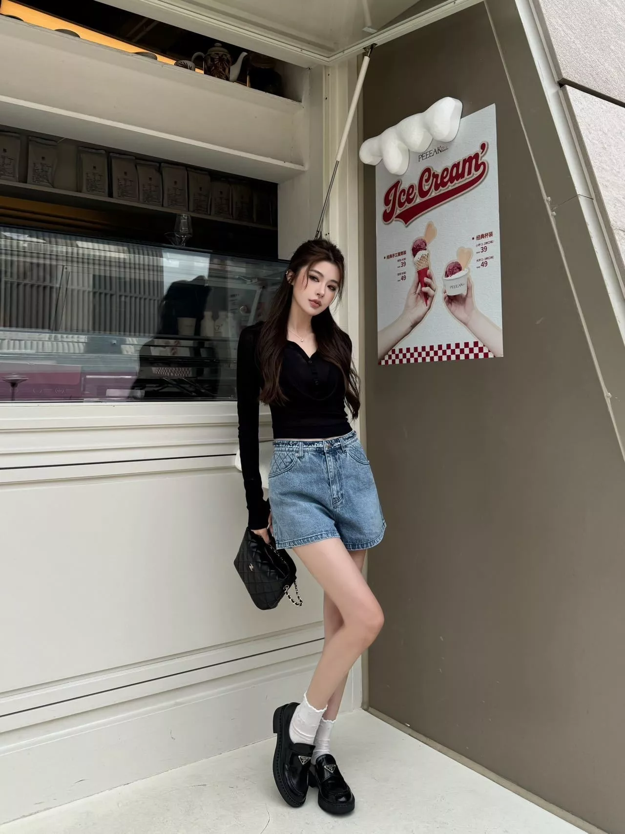 샤넬 퀼팅 포켓 워싱 데님 쇼츠 상세 이미지 15