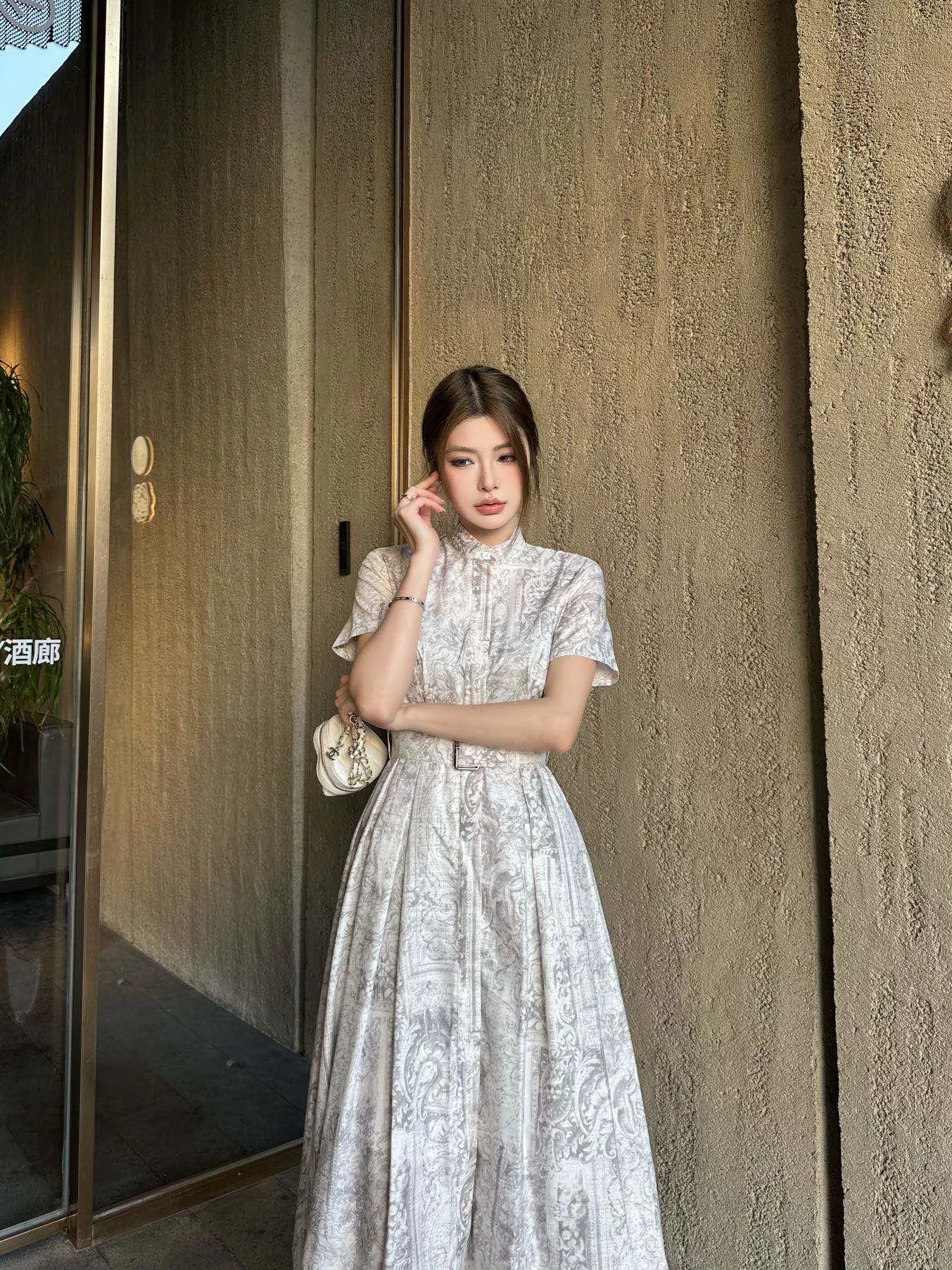 디올 그레이 빈티지 프린트 반소매 원피스 상세 이미지 12