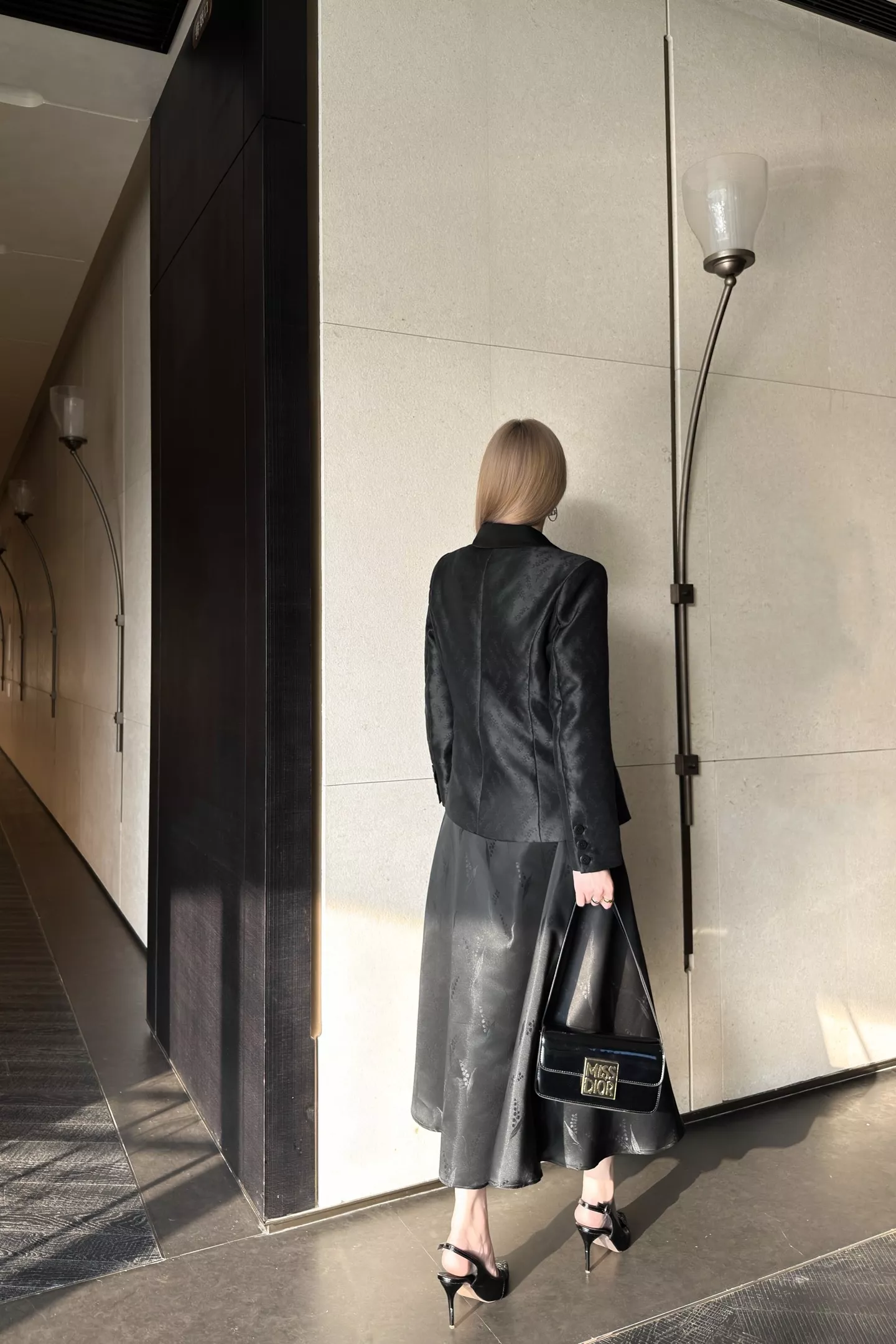 노브랜드 블랙 자카드 플레어 스커트 상세 이미지 14
