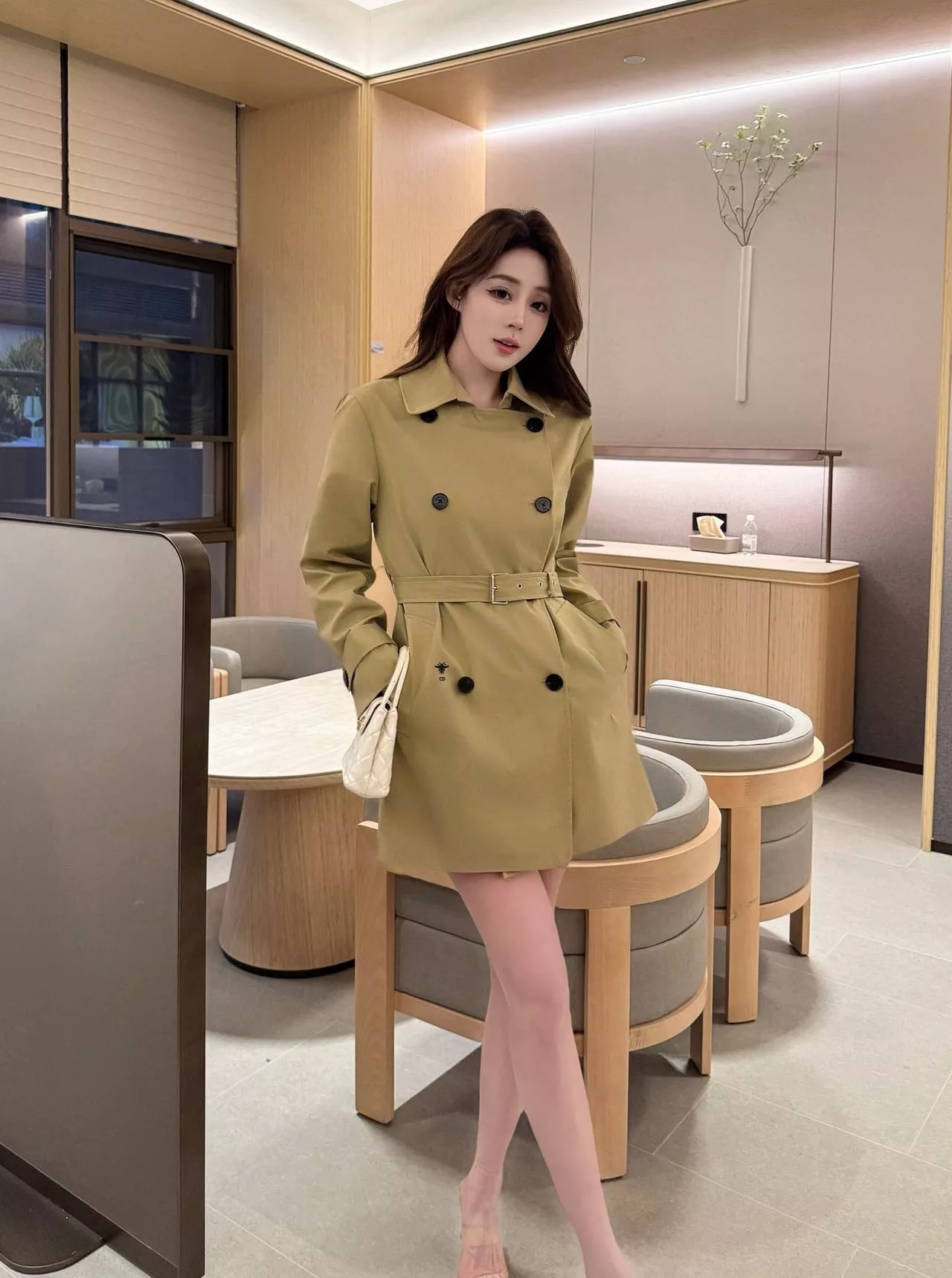 디올 카키 더블브레스트 트렌치 코트 상세 이미지 11