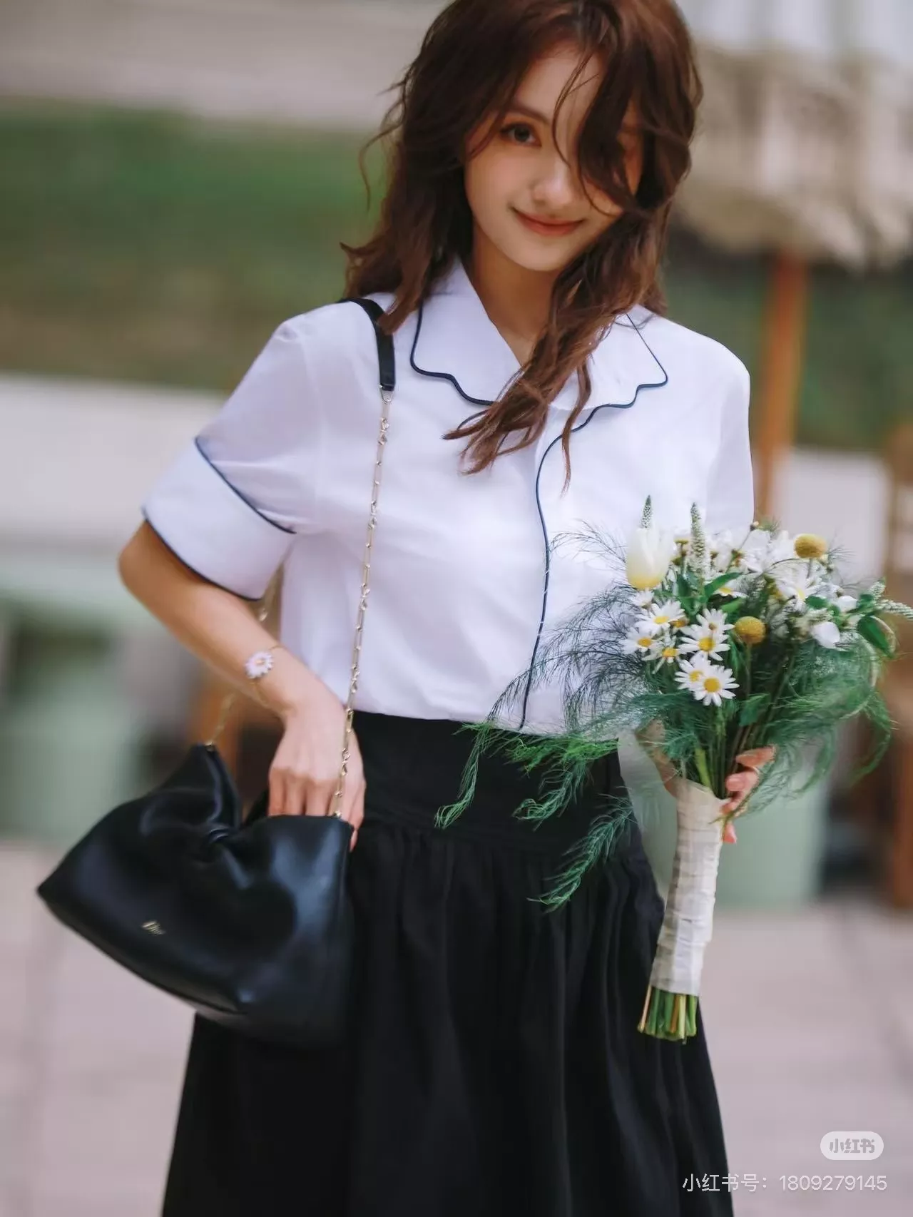 디올 자수 로고 스탠드카라 반소매 셔츠 상세 이미지 34
