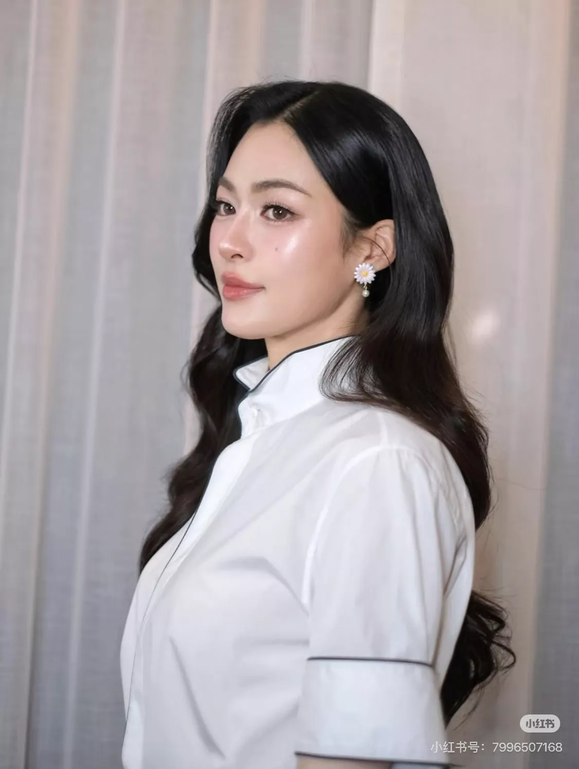 디올 자수 로고 스탠드카라 반소매 셔츠 상세 이미지 26