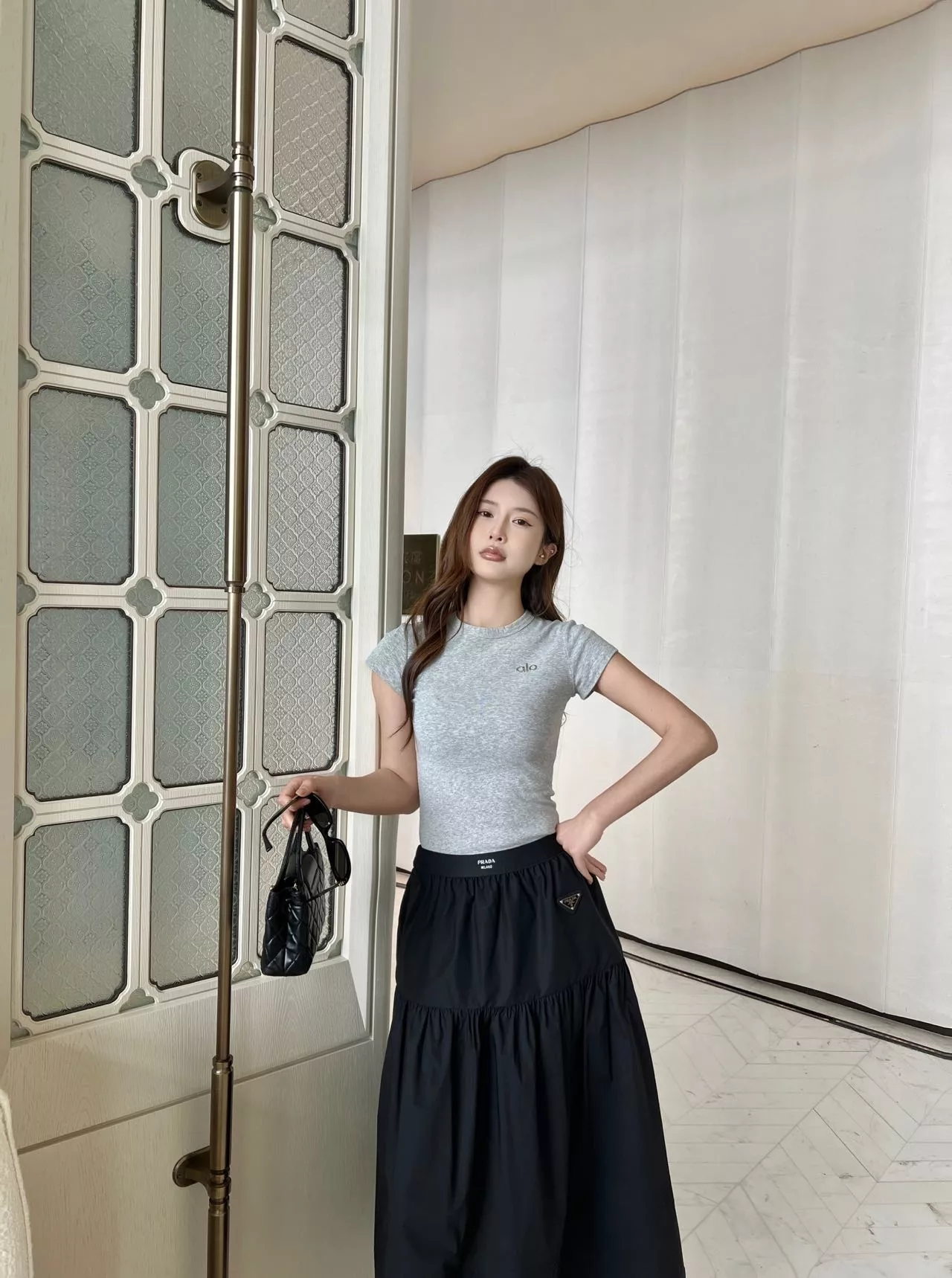 프라다 레이스 배색 A라인 스커트 상세 이미지 14