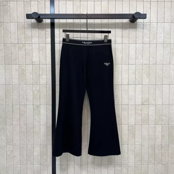 프라다 블랙 마이크로 부츠컷 팬츠