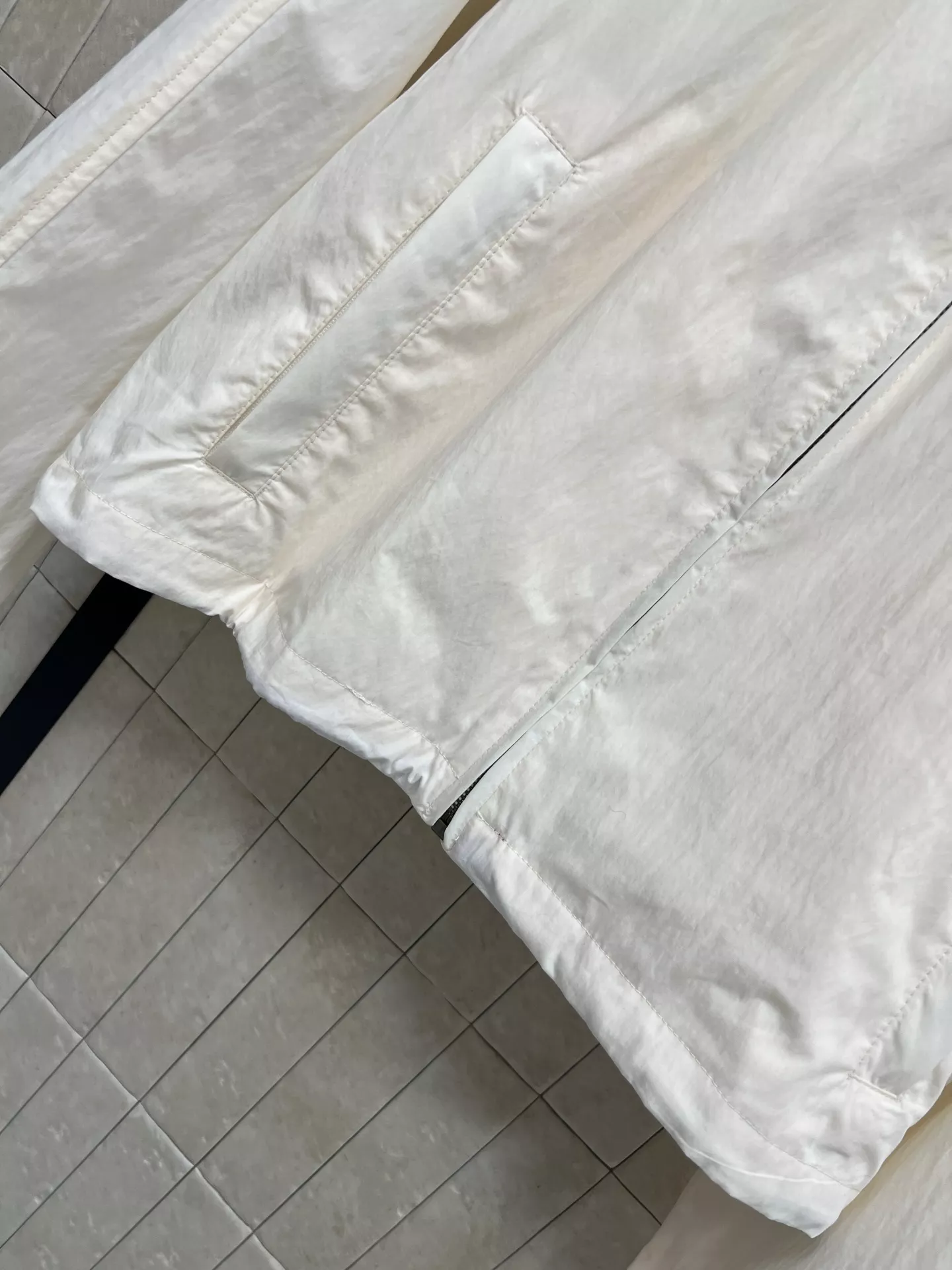 버버리 체크 탈부착 후드 숏 재킷 상세 이미지 3