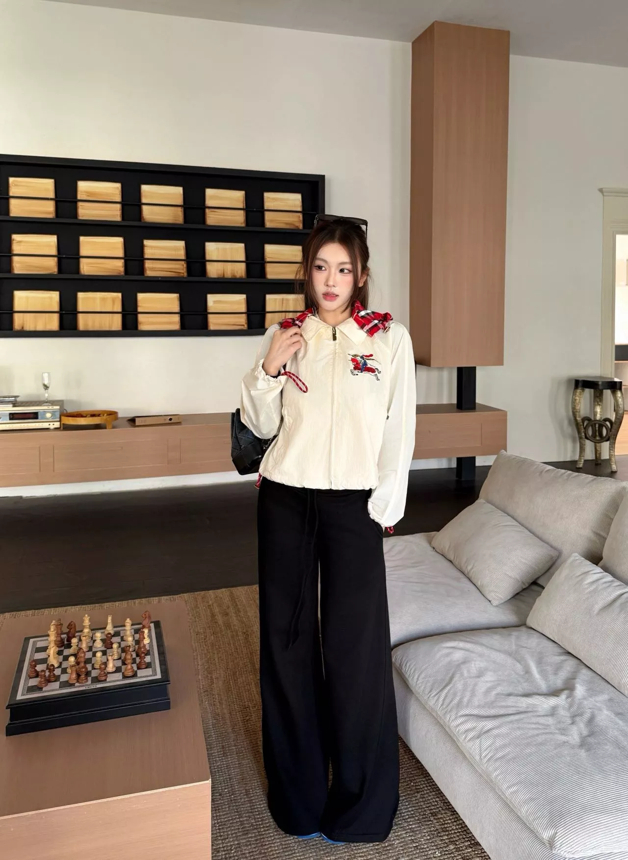 버버리 체크 탈부착 후드 숏 재킷 상세 이미지 24
