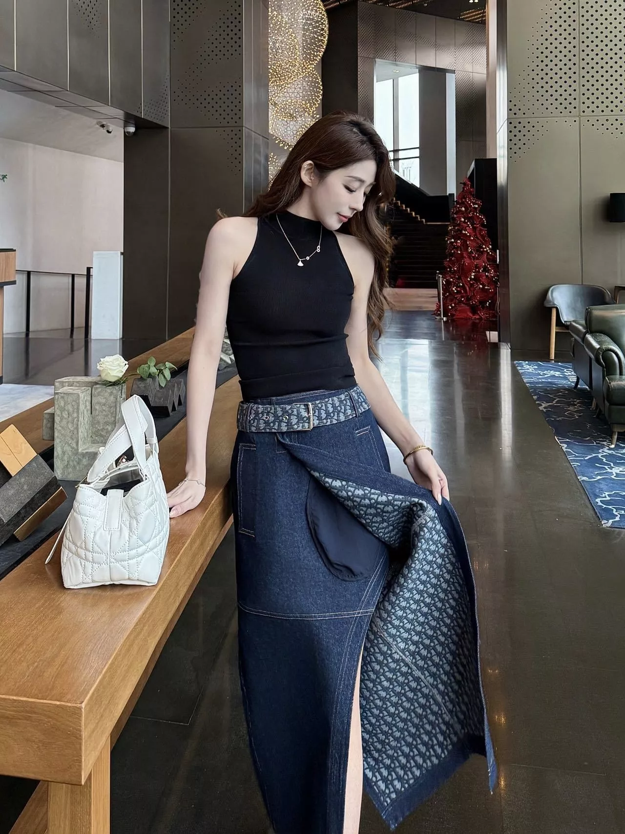 디올 데님 블루 모노그램 허리 스커트 상세 이미지 14