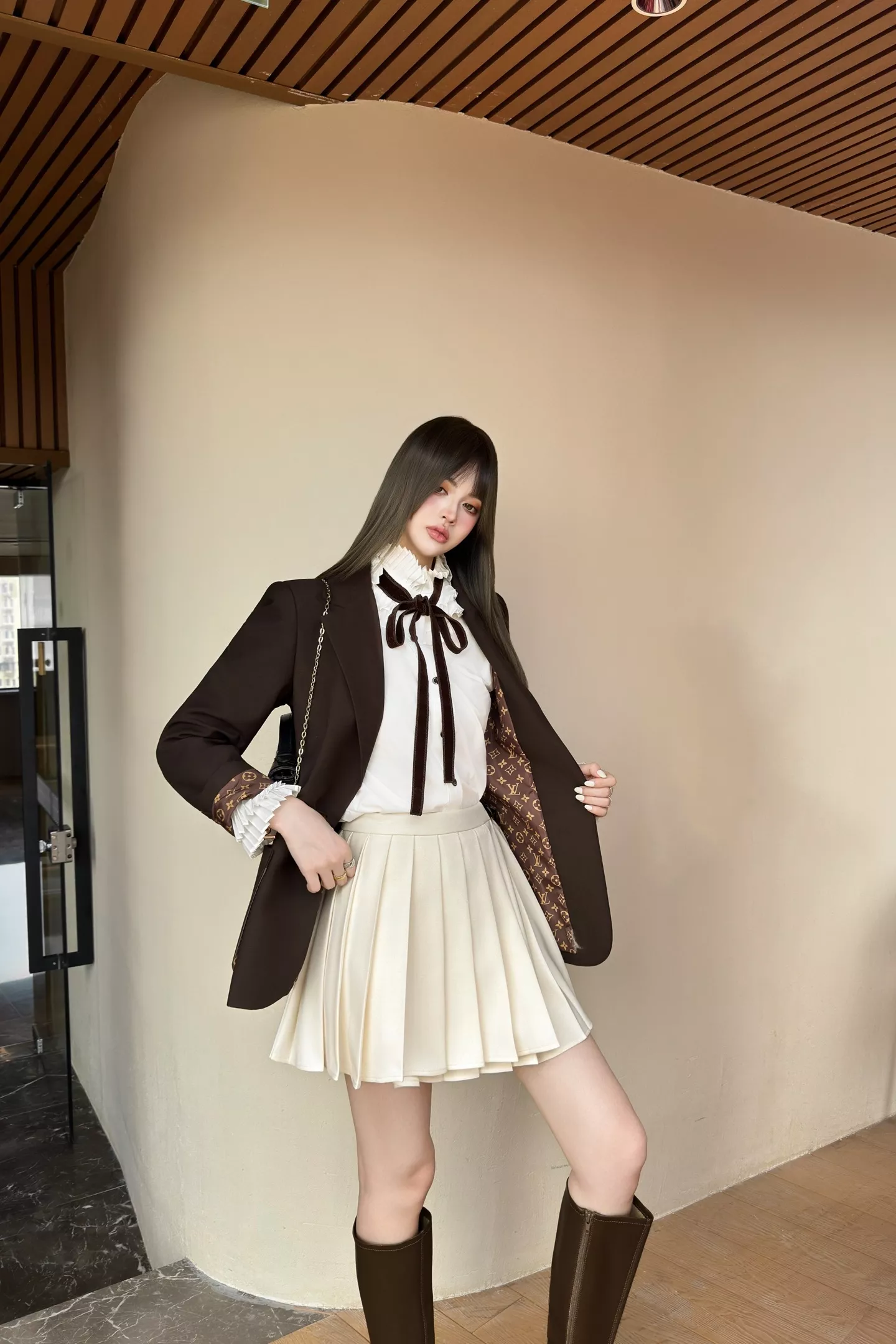 로로피아나 딥브라운 원버튼 테일러드 재킷 상세 이미지 23