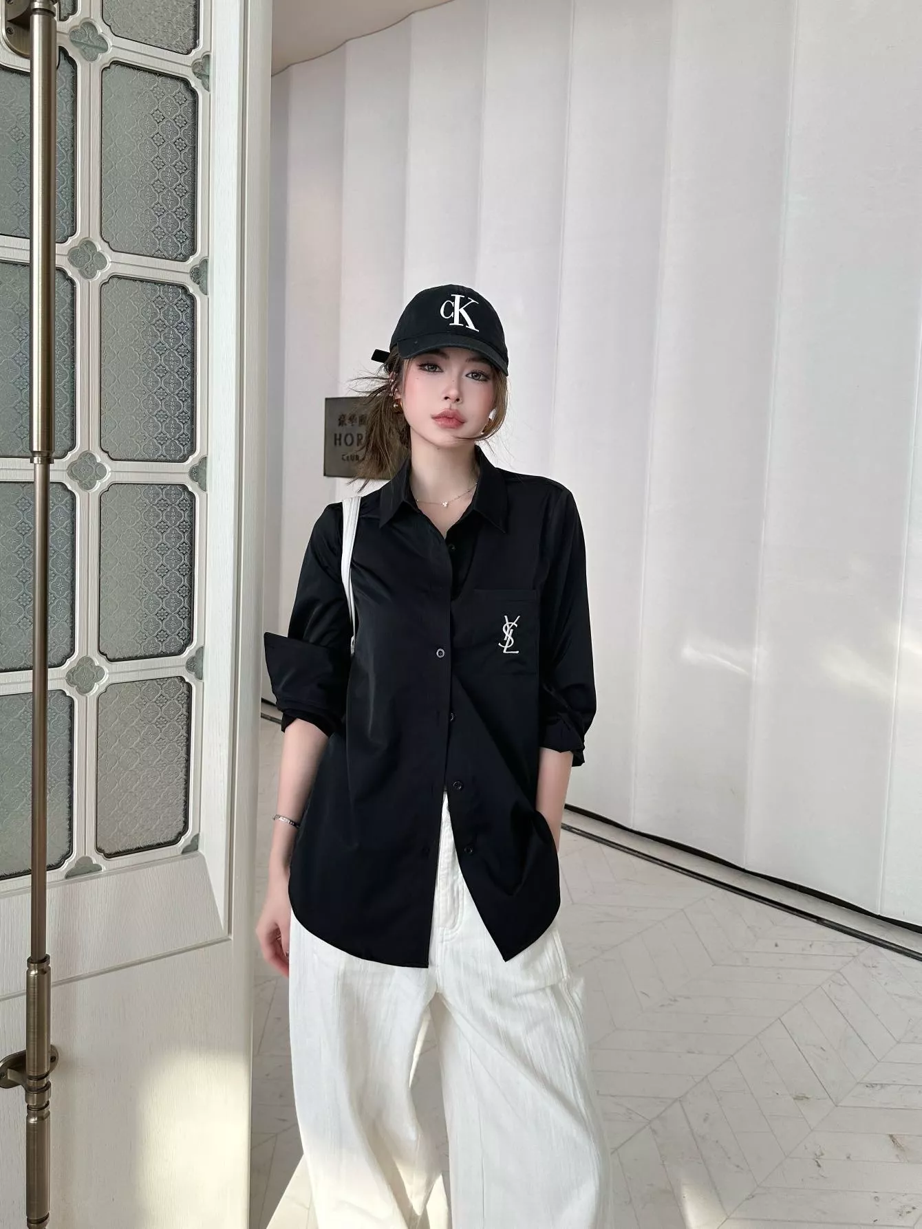 생로랑 배색 로고 자수 카라 셔츠 상세 이미지 21