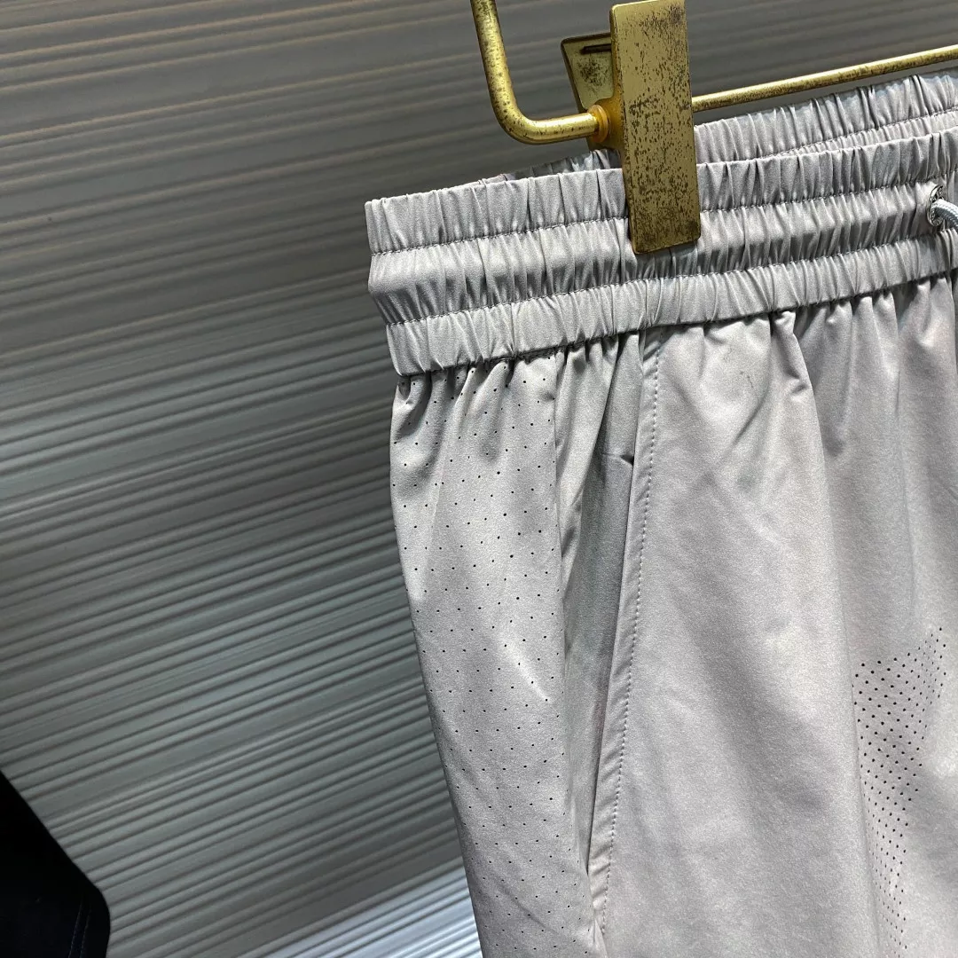 루이비통 메쉬 로고 반사 프린트 드로스트링 팬츠 상세 이미지 4