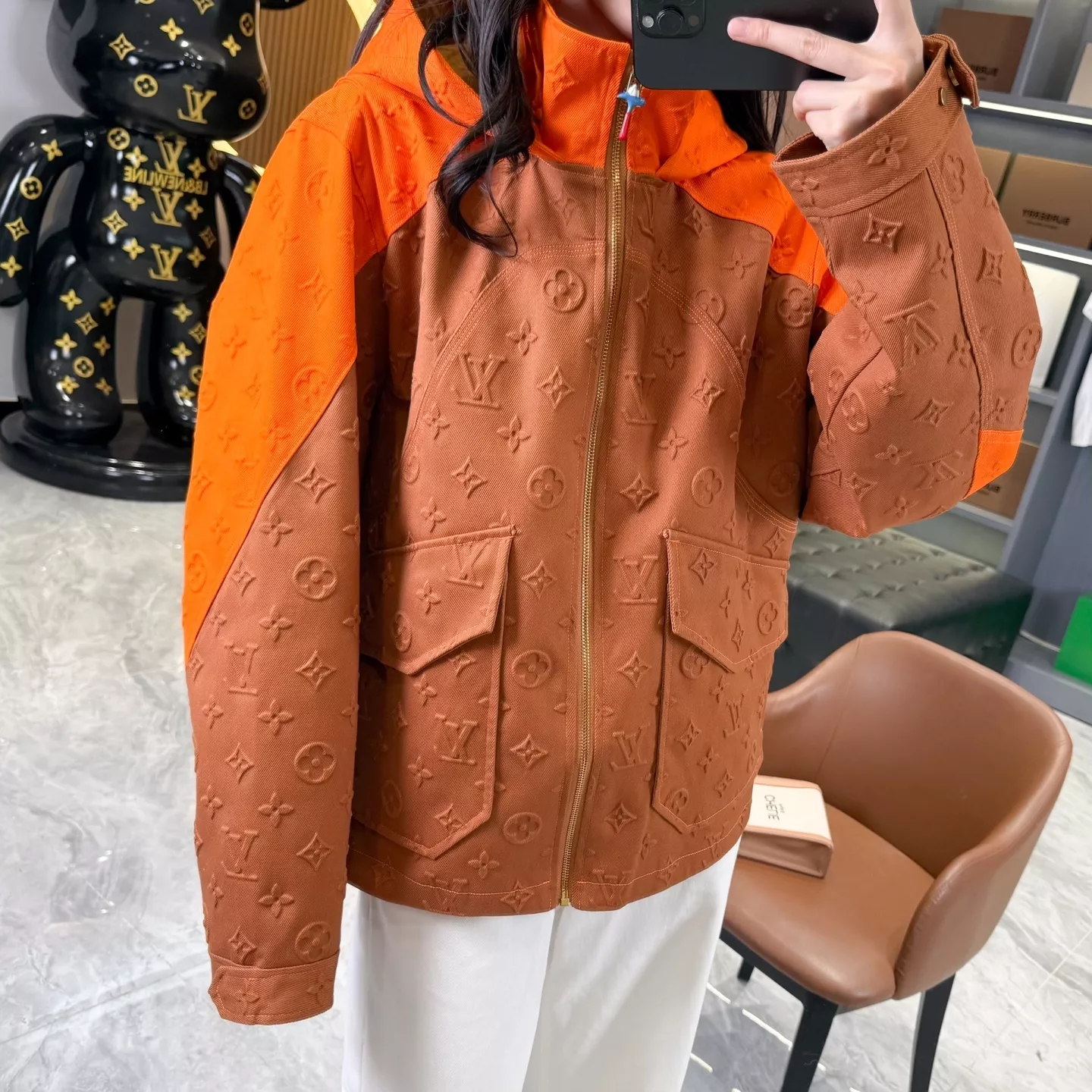 루이비통 모노그램 후드 데님 재킷 상세 이미지 58