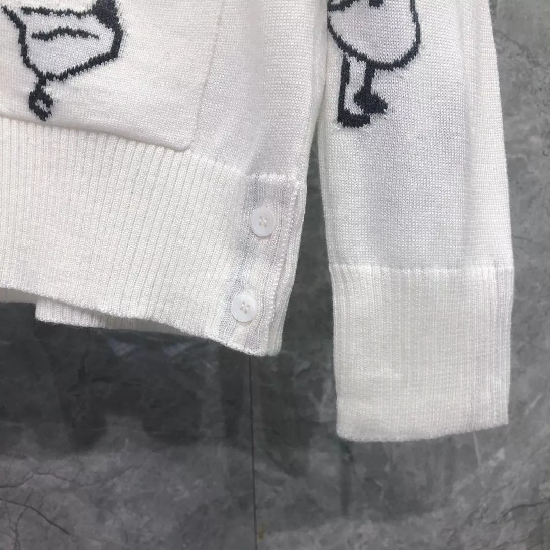톰브라운 자수 디테일 울 버튼 가디건 상세 이미지 13