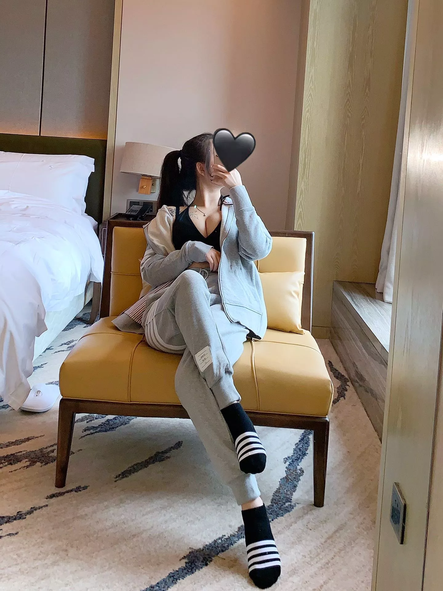 톰브라운 색직조 조거 팬츠 상세 이미지 50