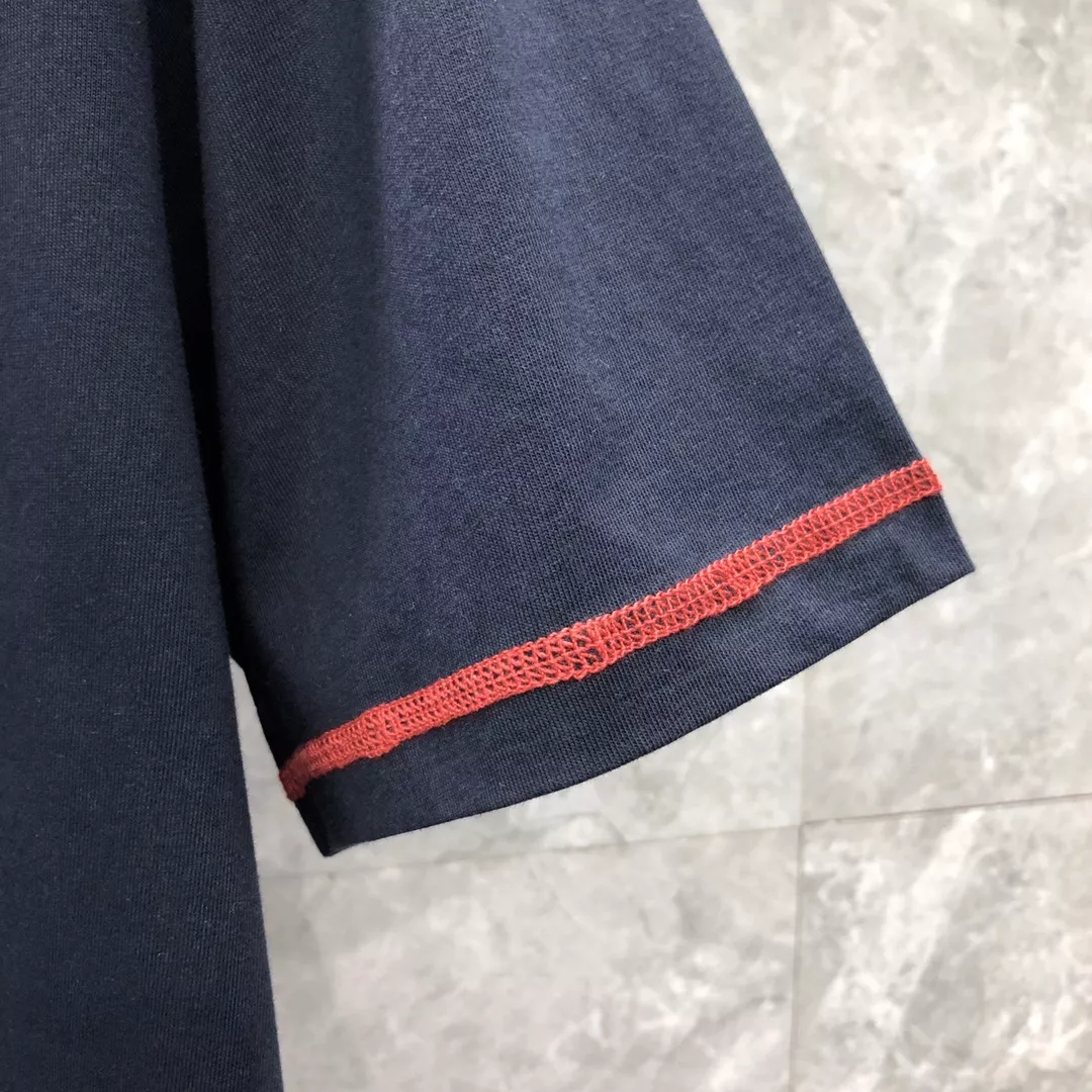 톰브라운 배색 스티치 라운드 반소매 티셔츠 상세 이미지 25