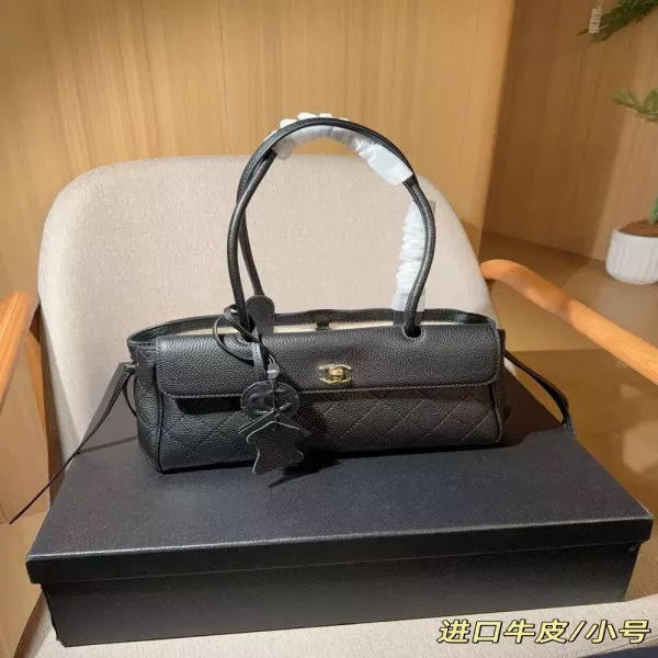 샤넬 클래식 더블씨 핸들 토트백