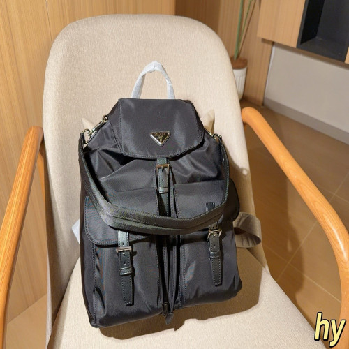 프라다 리나일론 포켓 백팩