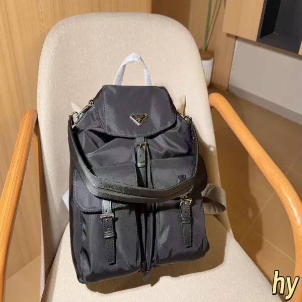 프라다 리나일론 포켓 백팩