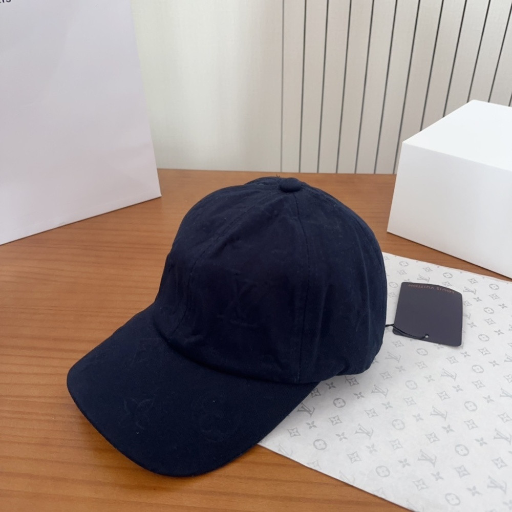 루이비통 자수 포인트 베이직 캡