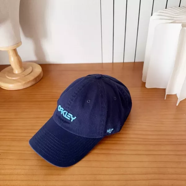 오클리 입체 자수 로고 캡