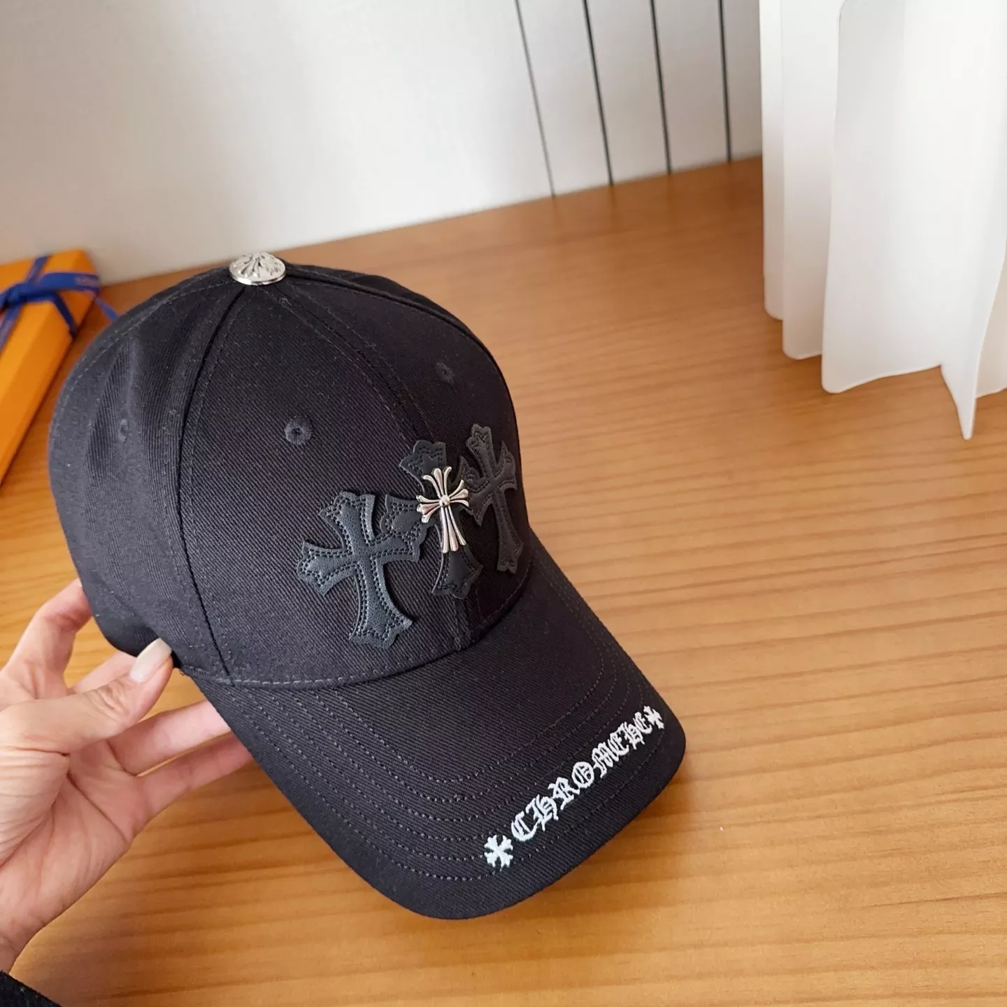 크롬하츠 빈티지 디스트로이드 자수 야구모자 상세 이미지 6