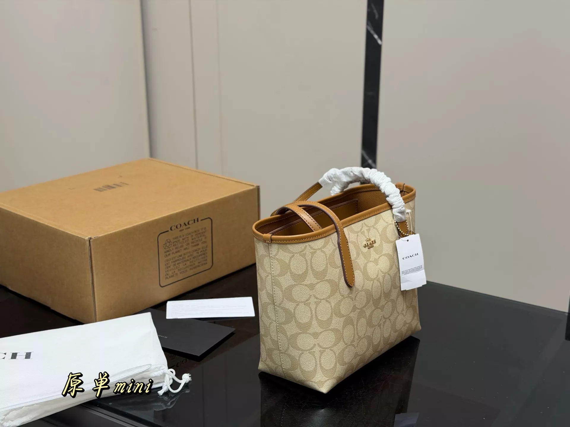 코치 미니 시티 토트백 상세 이미지 10