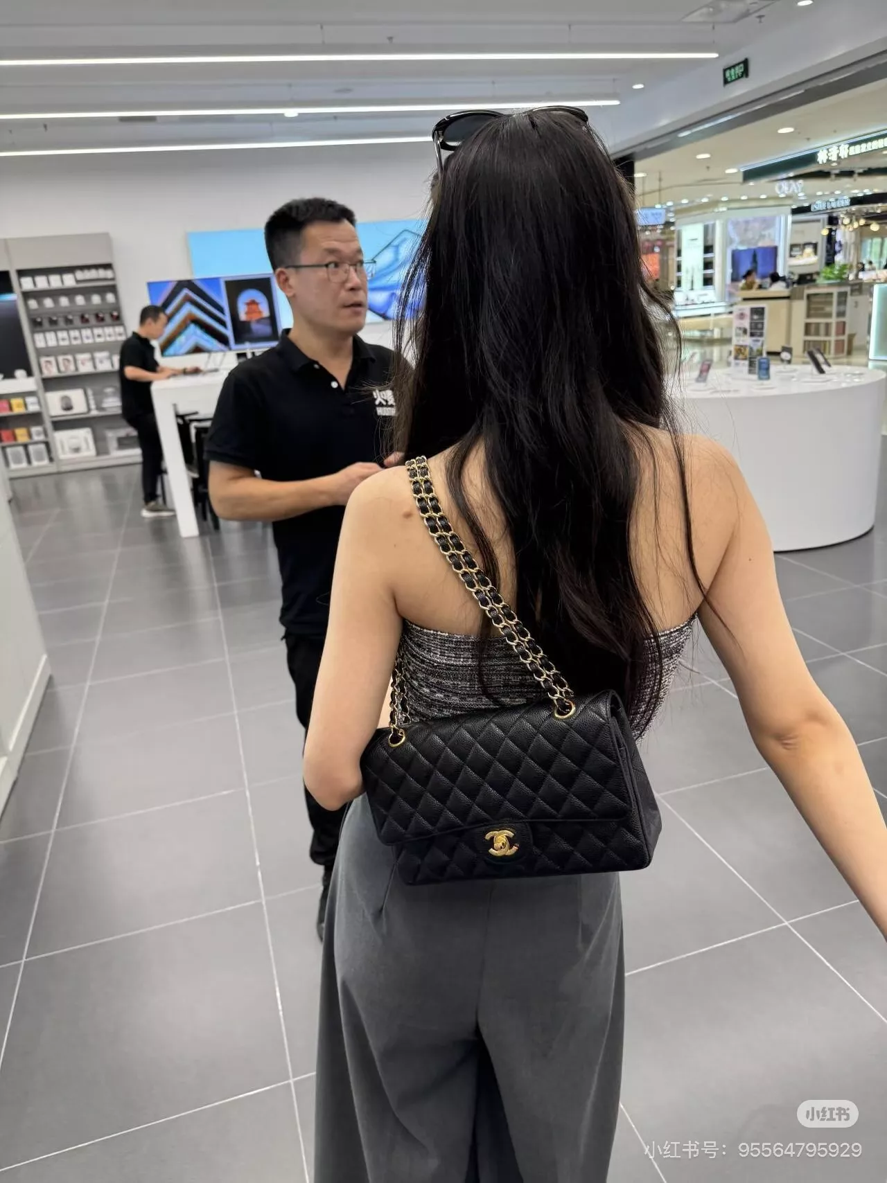 샤넬 클래식 퀼팅 체인 플랩백 상세 이미지 22
