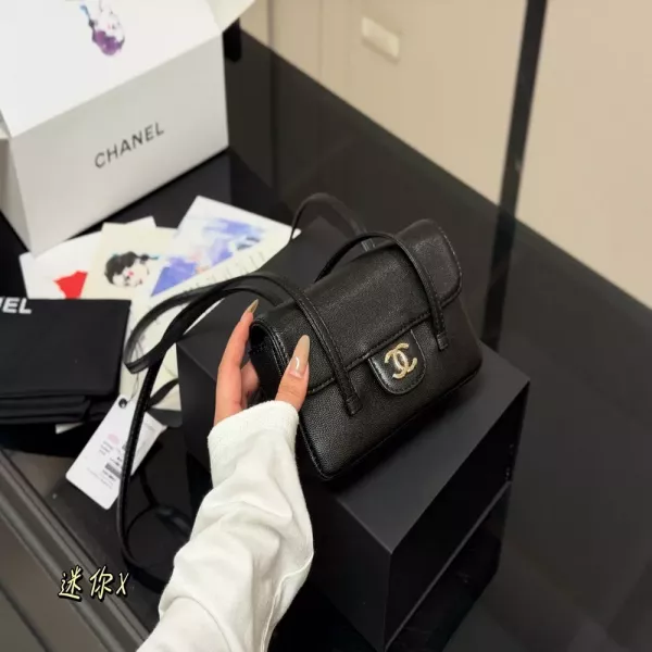 샤넬 더블 플랩 미니 숄더백