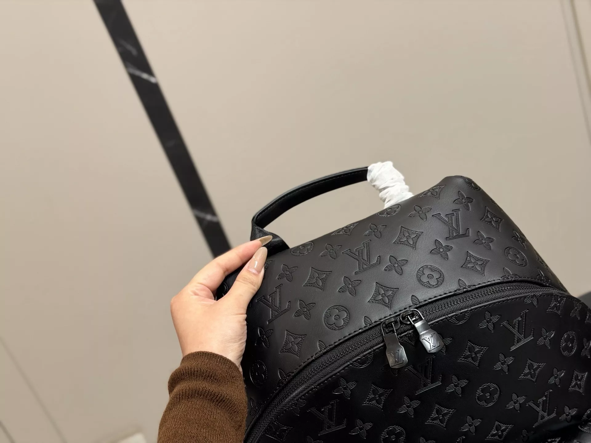 루이비통 디스커버리 더블 숄더백 상세 이미지 3