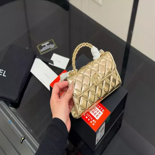 샤넬 퀼팅 탑핸들 체인 백
