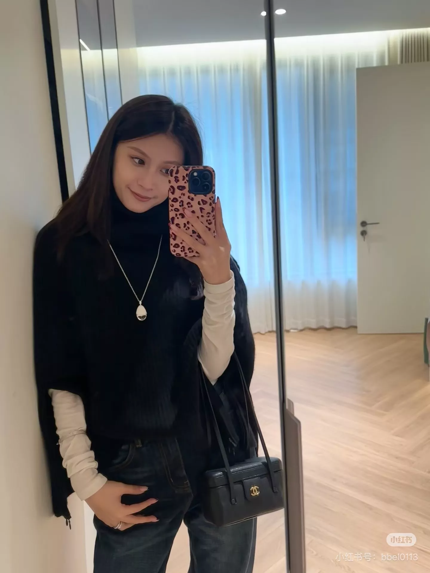샤넬 박스형 탑핸들 체인백 상세 이미지 20