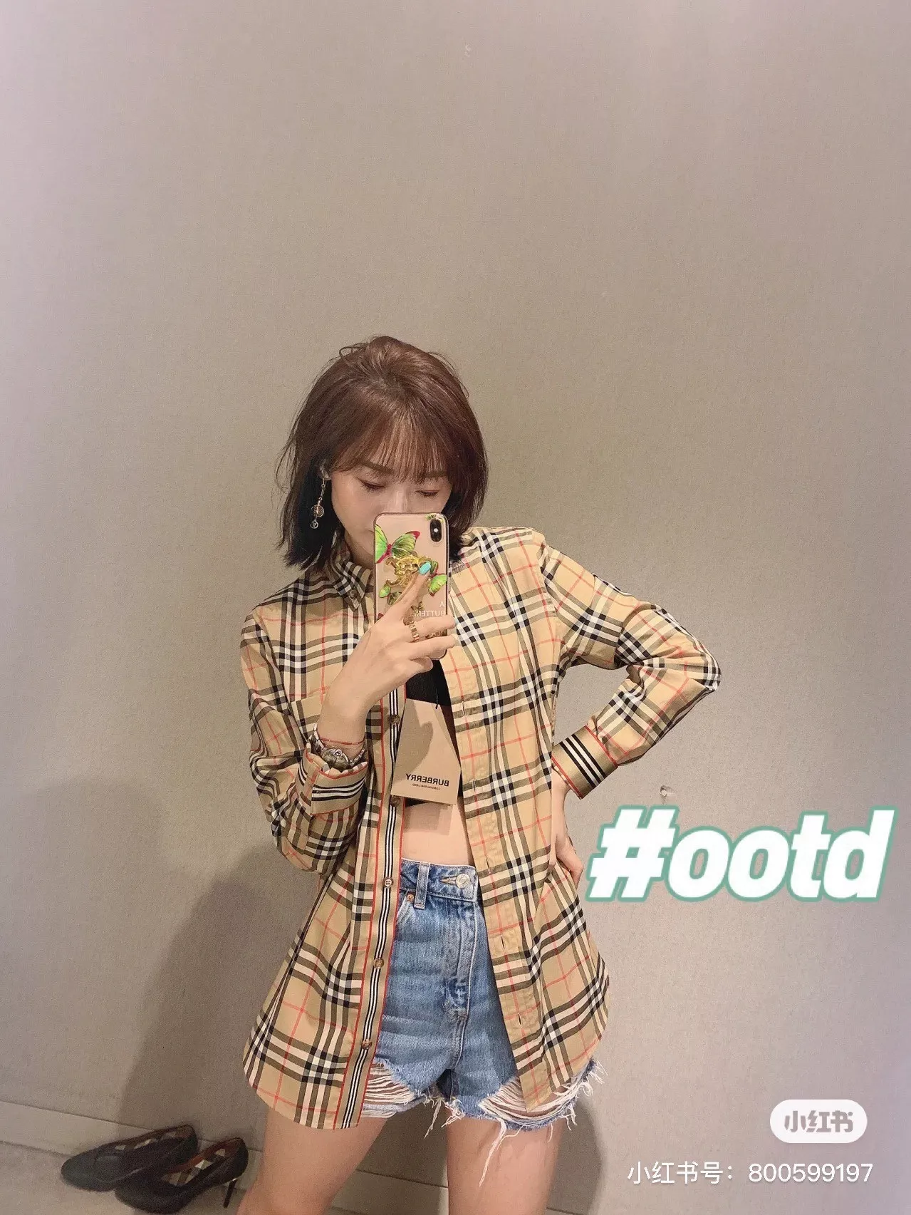 버버리 빈티지 체크 버튼 카라 셔츠 상세 이미지 14