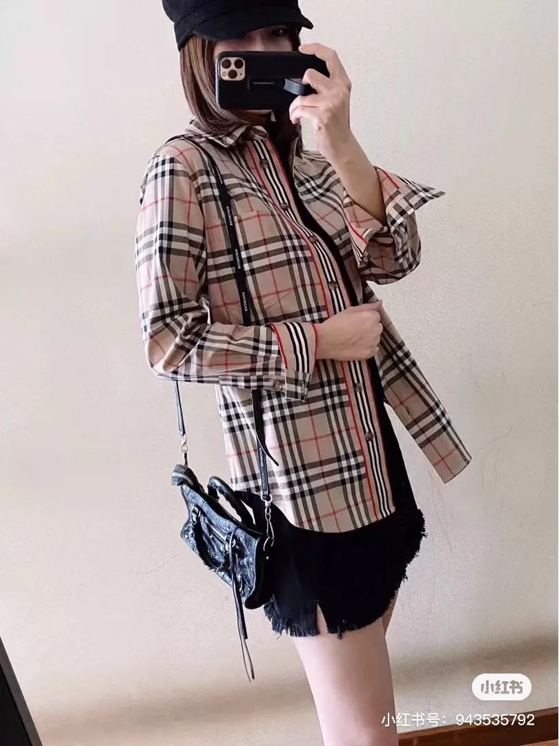 버버리 빈티지 체크 버튼 카라 셔츠 상세 이미지 18
