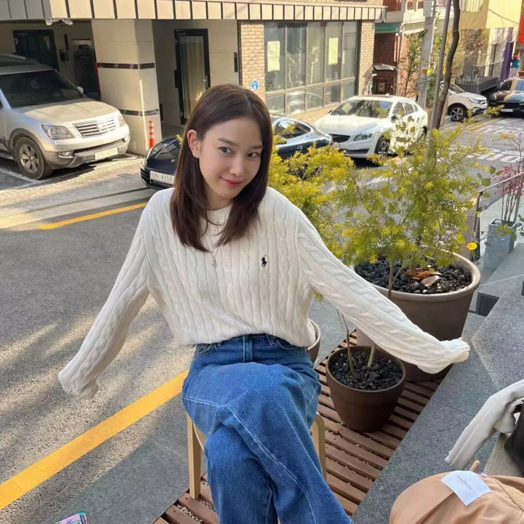 랄프로렌 여성 클래식 케이블 니트 스웨터 상세 이미지 35