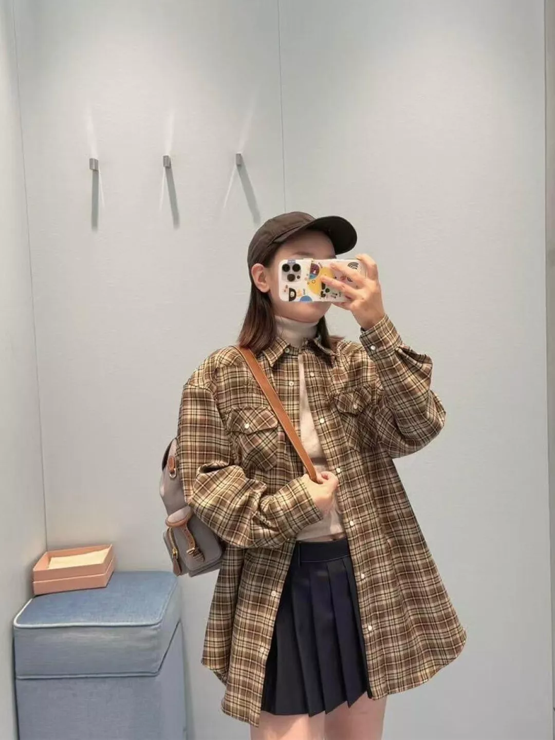 미우미우 체크 카라 버튼 셔츠 상세 이미지 13