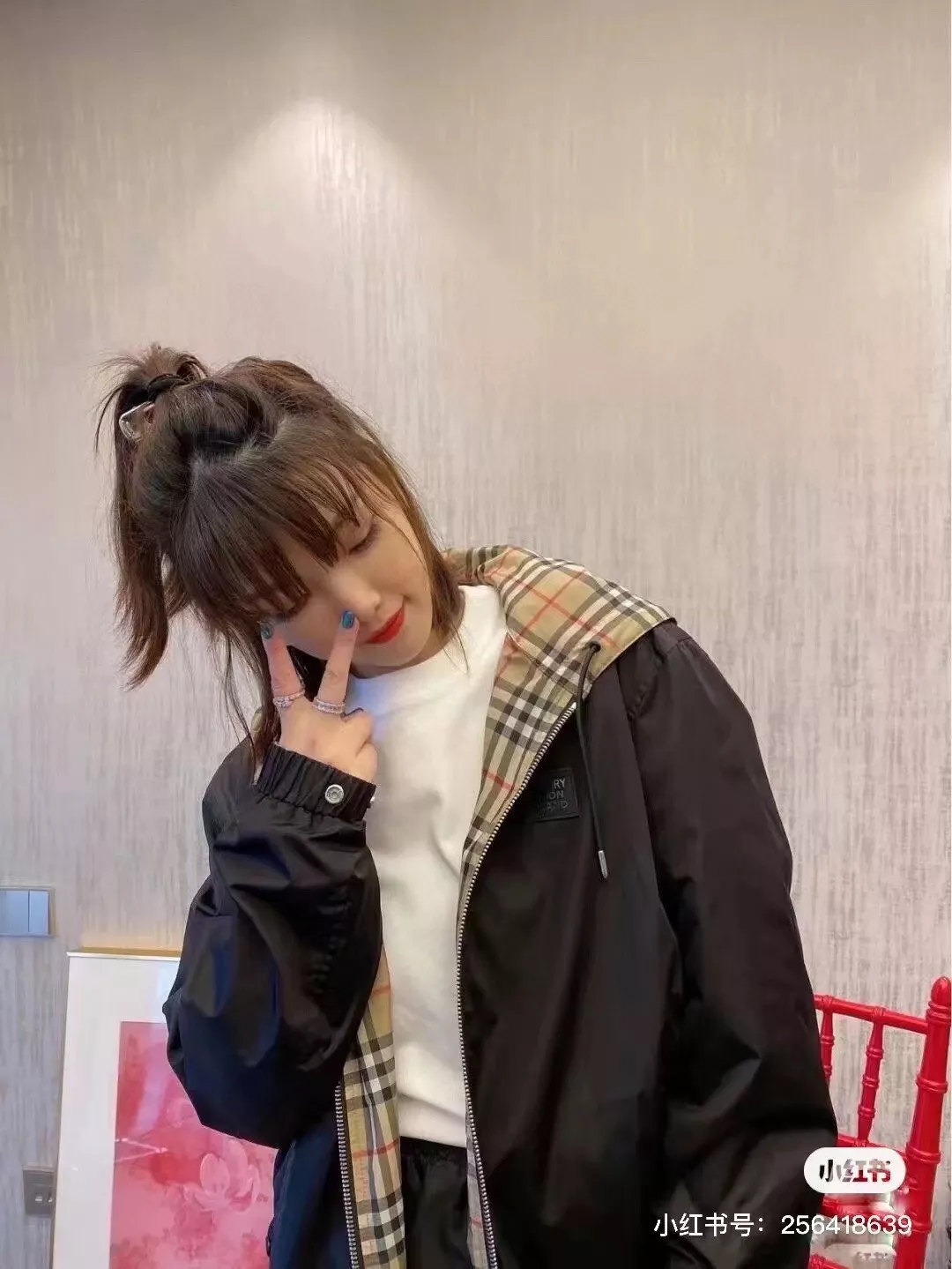 버버리 클래식 체크 양면 후드 재킷 상세 이미지 23