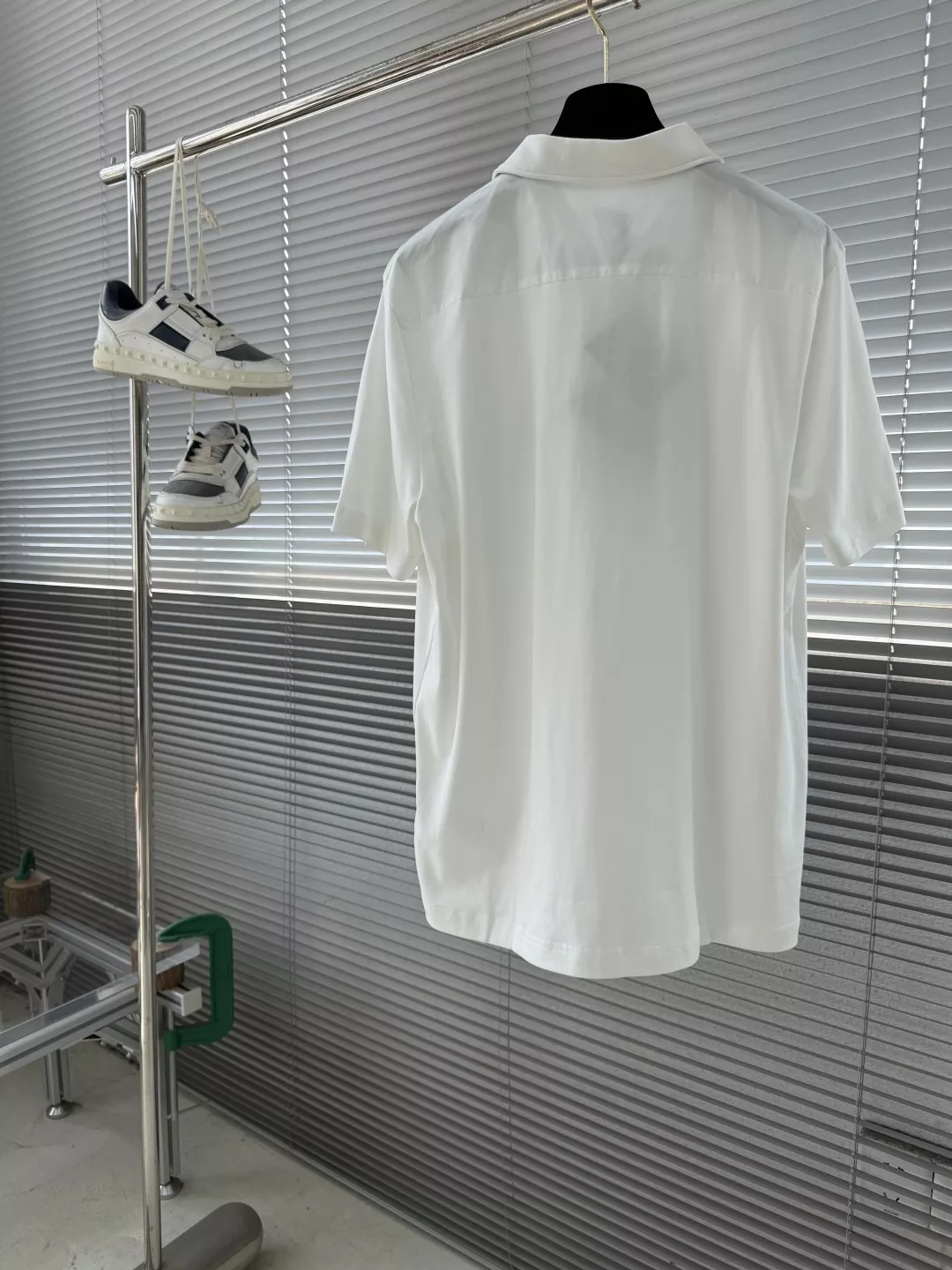 프라다 삼각 로고 포켓 폴로 셔츠 상세 이미지 8