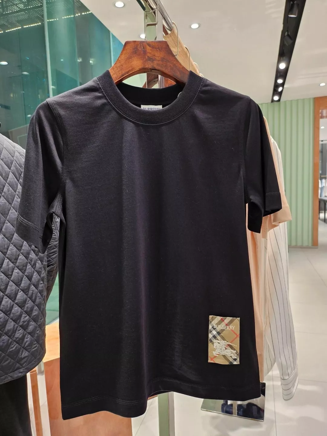 버버리 체크 라벨 코튼 반소매 티셔츠 상세 이미지 18