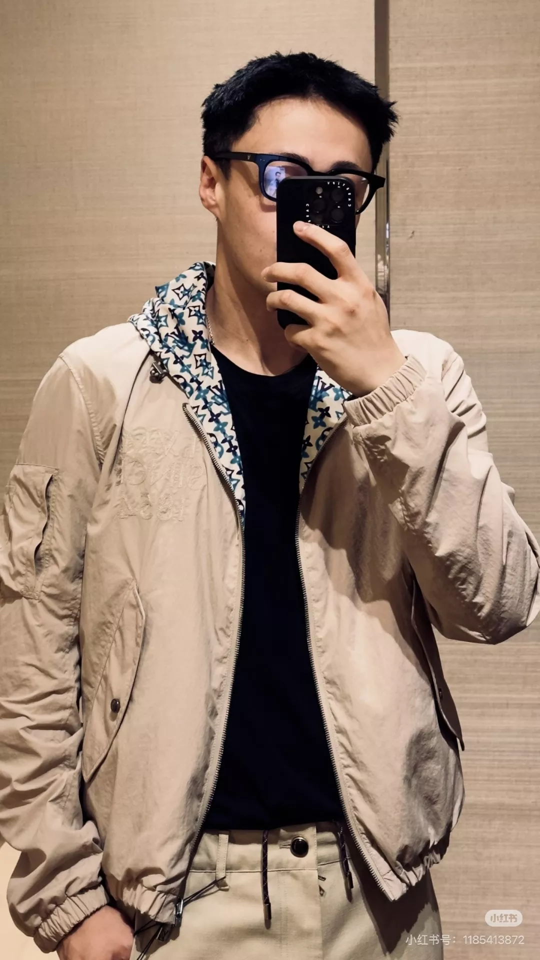 루이비통 양면 방풍 후드 재킷 상세 이미지 13