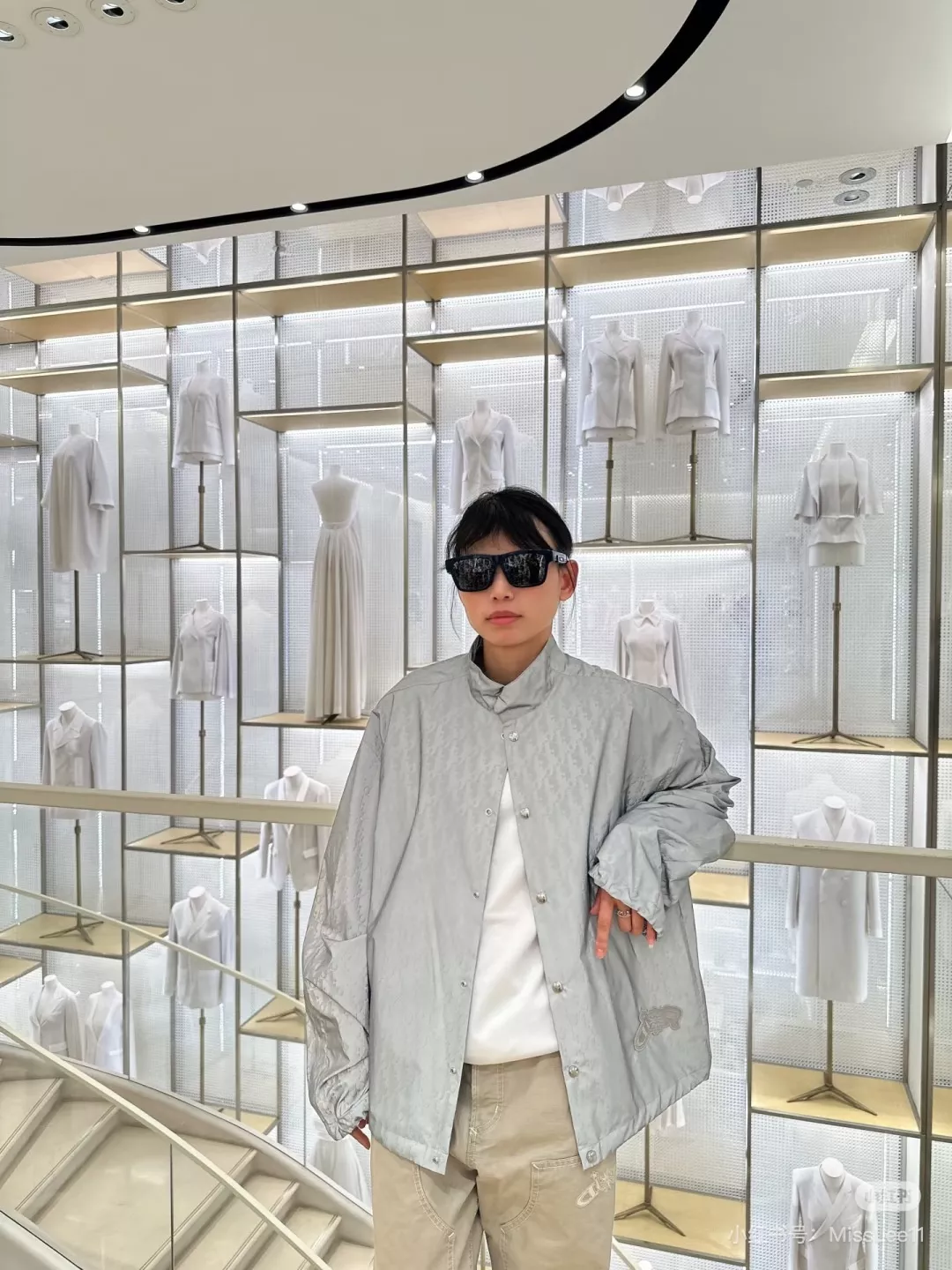 디올 반사 로고 하이넥 재킷 상세 이미지 14