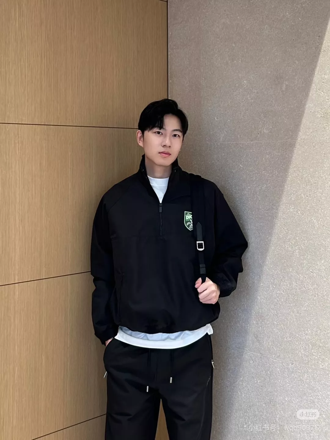 디올 마운틴 패치 하프집업 재킷 상세 이미지 16