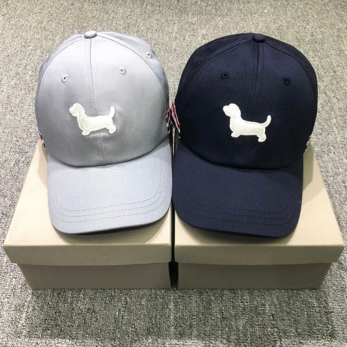 톰브라운 삼색 스트랩 포인트 강아지 자수 캡